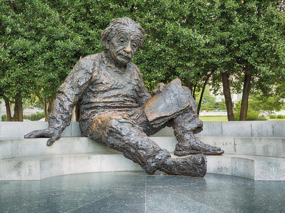 Albert Einstein Memorial statue at the National Academy of Science, Washington DC, USA