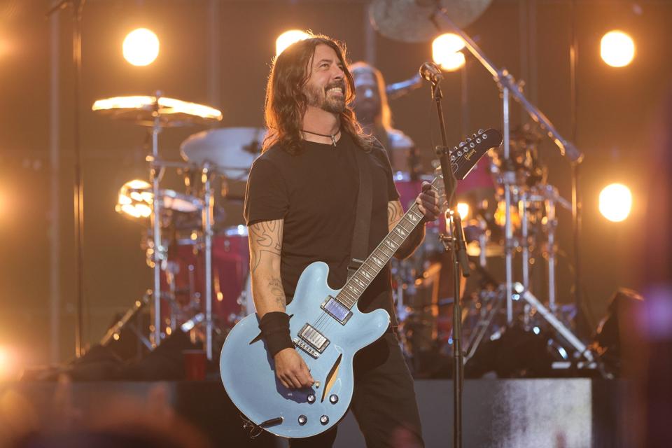 Foo Fighters Break A Tie With One Of The Biggest Bands In Rock Music