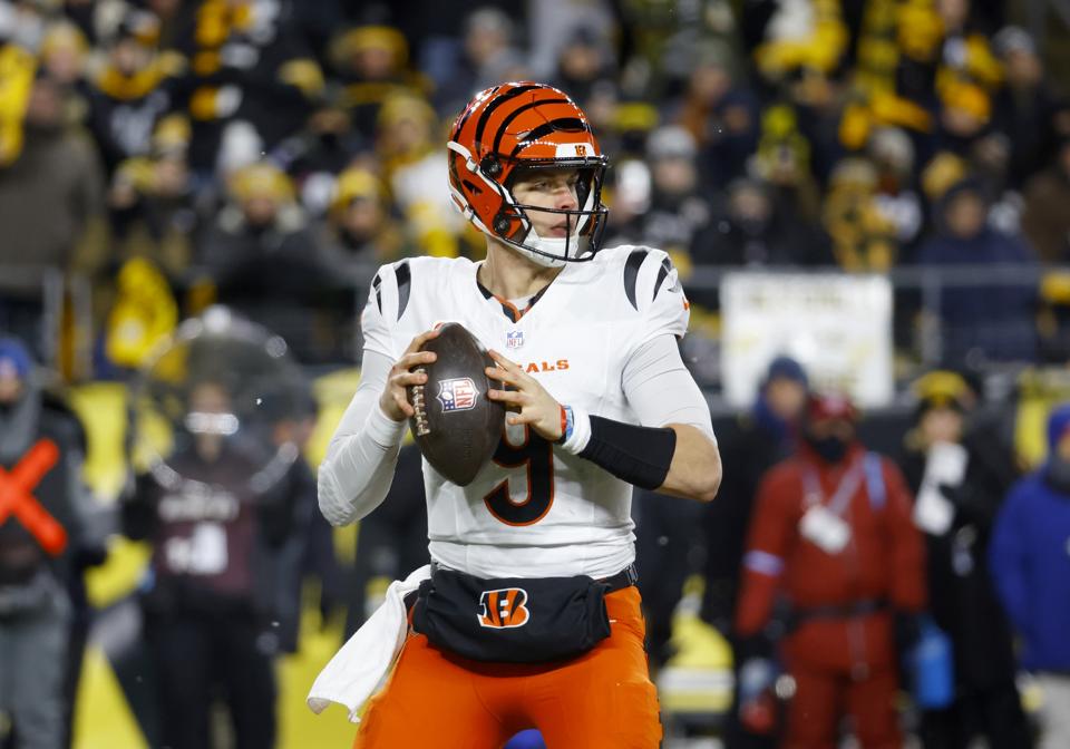 Joe Burrow Turns Clock Back As Star QB Will Play In Preseason