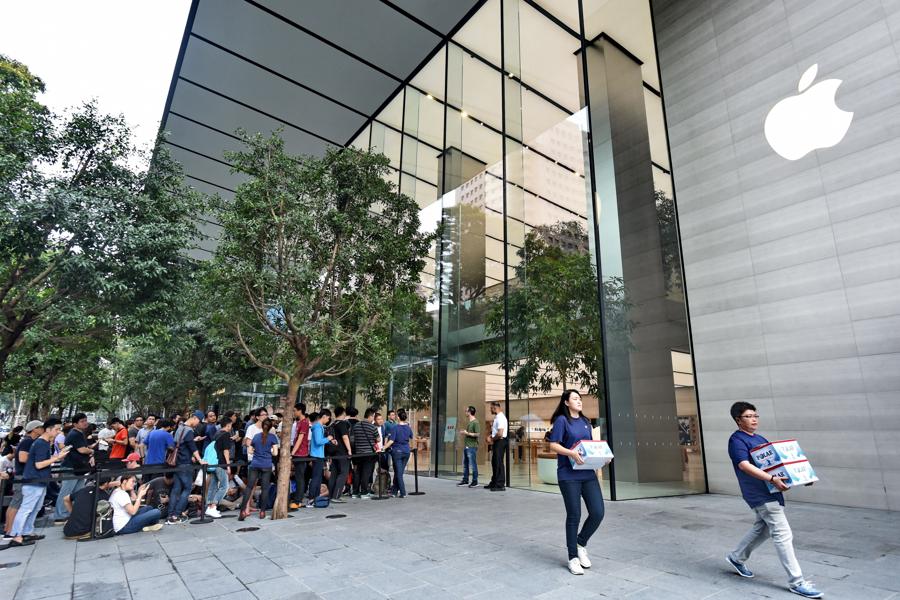 Physical Retail: Definitely Different, Far From Dead