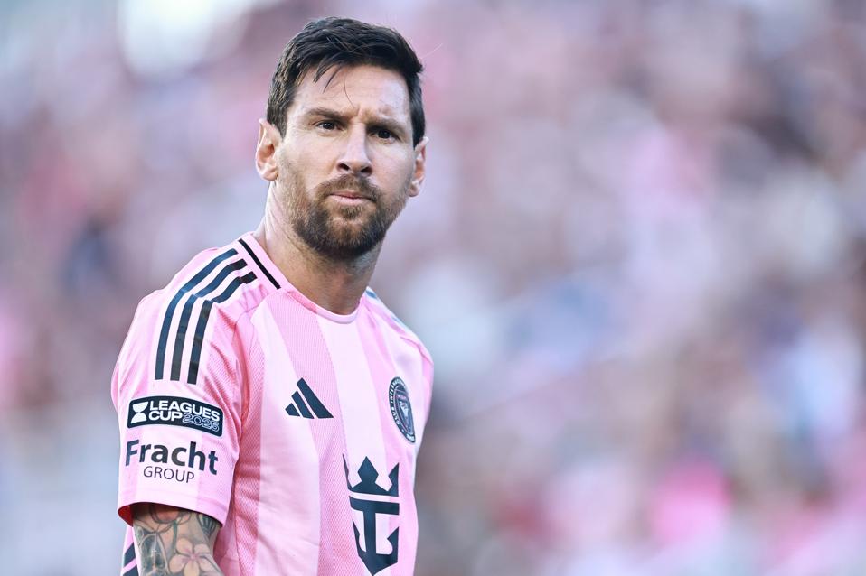 FC Barcelona Legend Lionel Messi Decides Future Until 2028