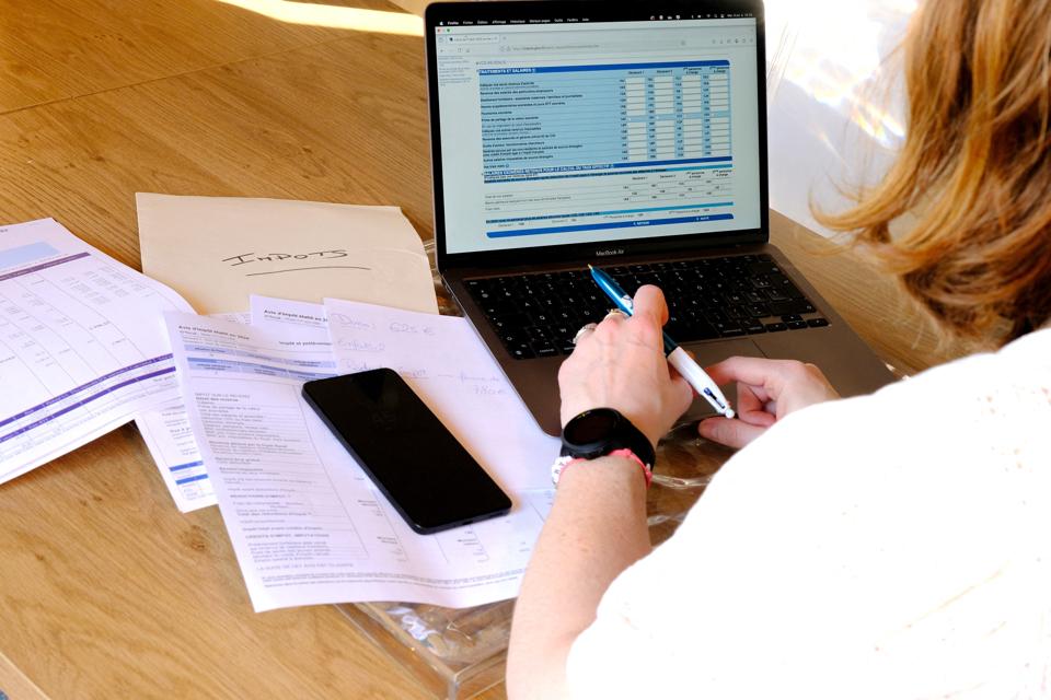 Mid-year tax & financial review helps you save money.