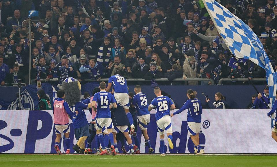 FC Schalke 04 v SC Preuen Münster - Second Bundesliga