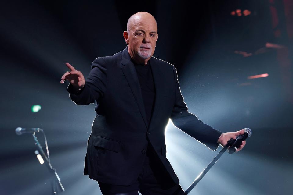 Billy Joel In Concert - Tokyo, Japan