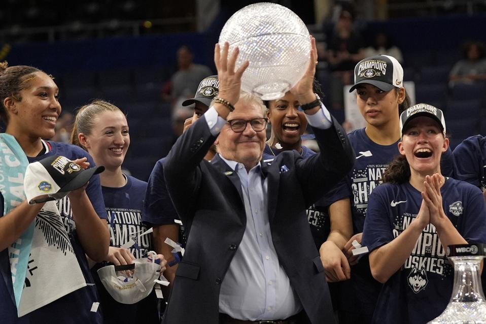 NCAA UConn South Carolina Basketball