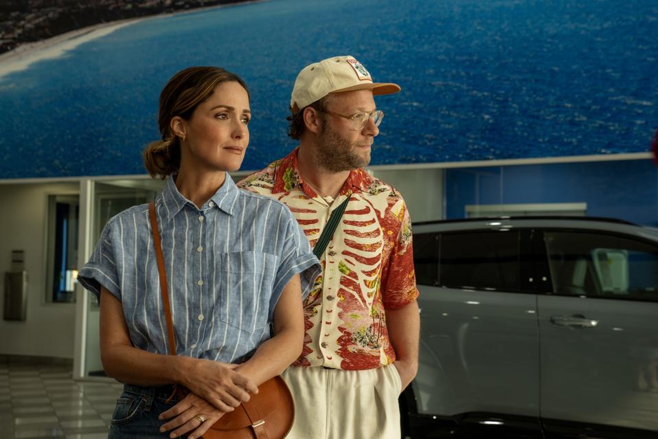 Rose Byrne and Seth Rogen in "Platonic" Season 2.