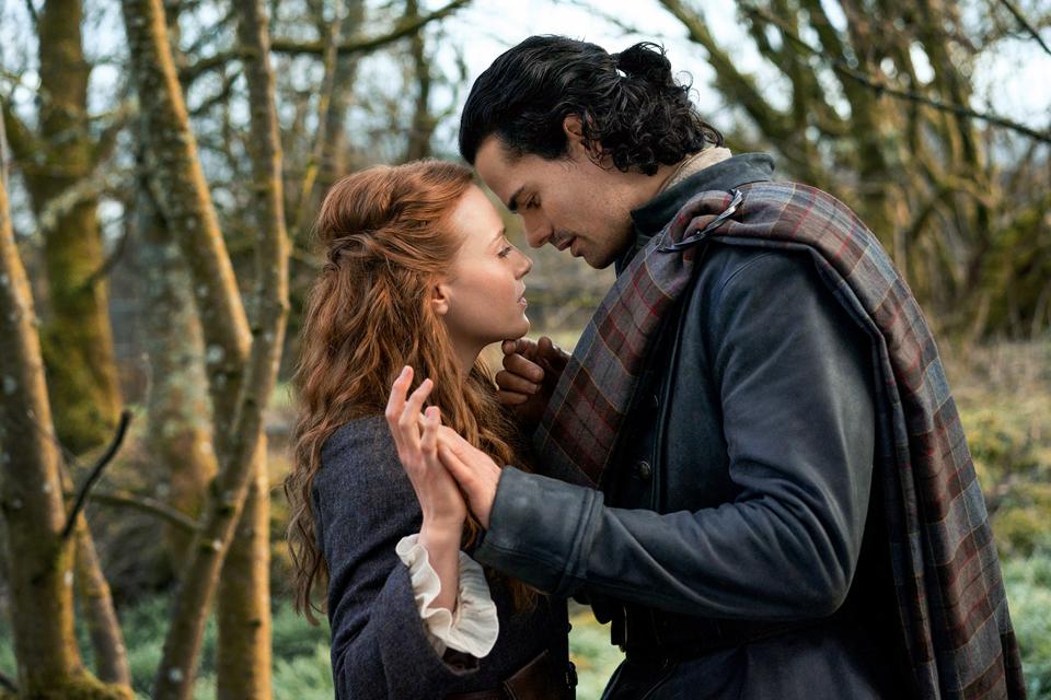 BMB1_105_Harriet Slater (Ellen MacKenzie) and Jamie Roy (Brian Fraser)