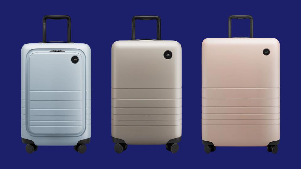What is Considered a Checked Bag: Ultimate Guide for Travelers