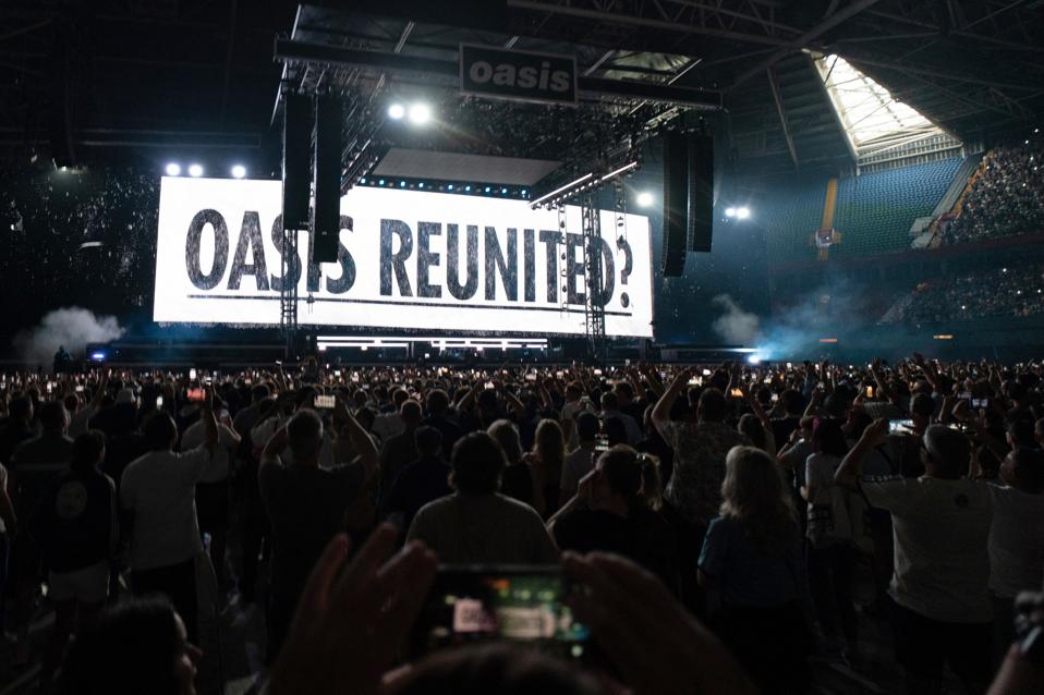 BRITAIN-MUSIC-OASIS-ROCK