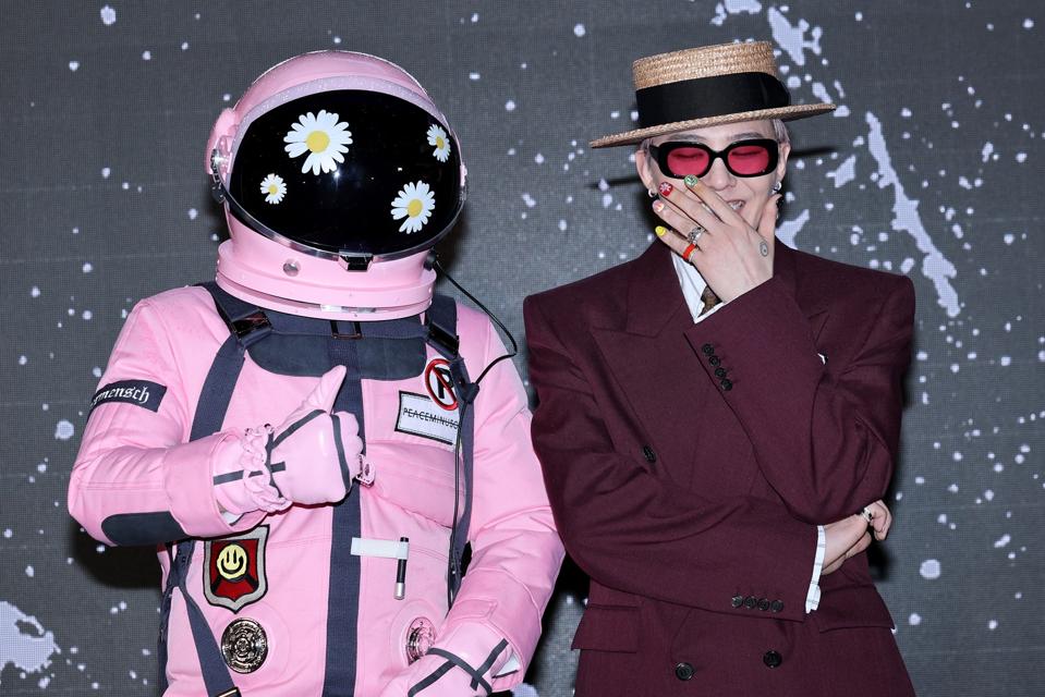 G-Dragon attends the photocall for The Signal "Peaceminusone" highball launch party.