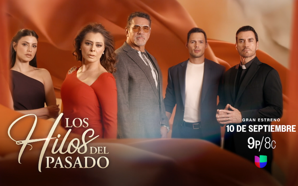 Bárbara López, Yadhira Carrillo, Eduardo Santamarina, Emmanuel Palomares and David Zepeda star in "Los Hilos del Pasado."