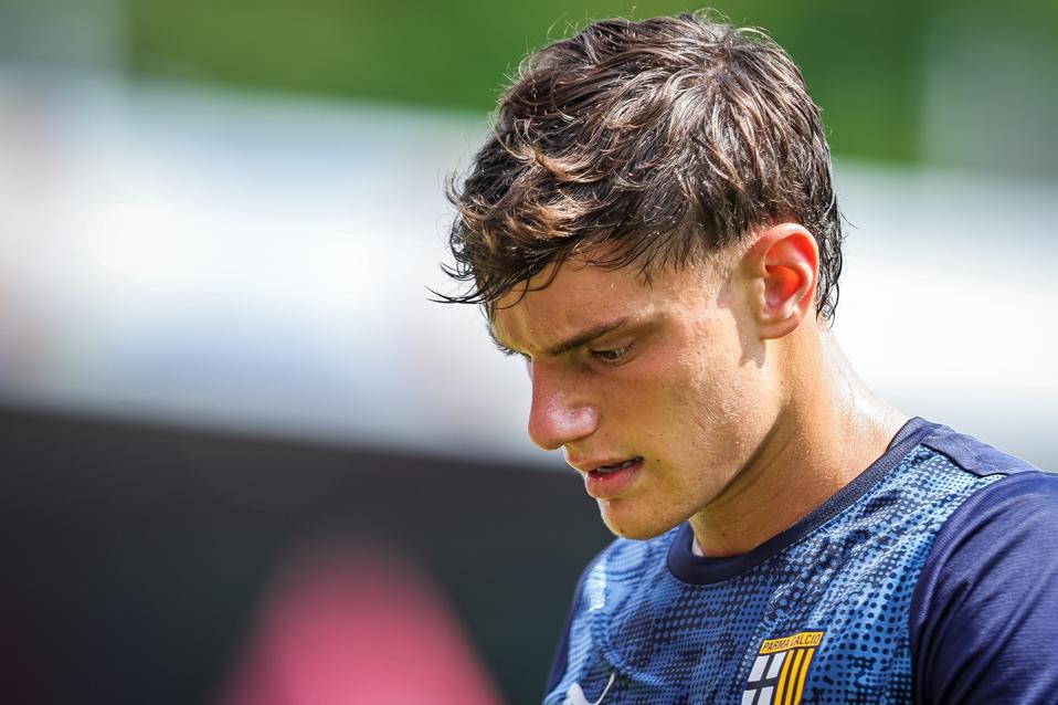 Giovanni Leoni in a preseason friendly for Parma.