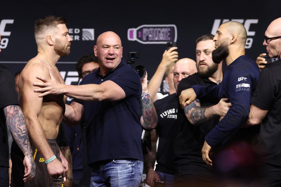 UFC 319: Du Plessis v Chimaev - Ceremonial Weigh-in