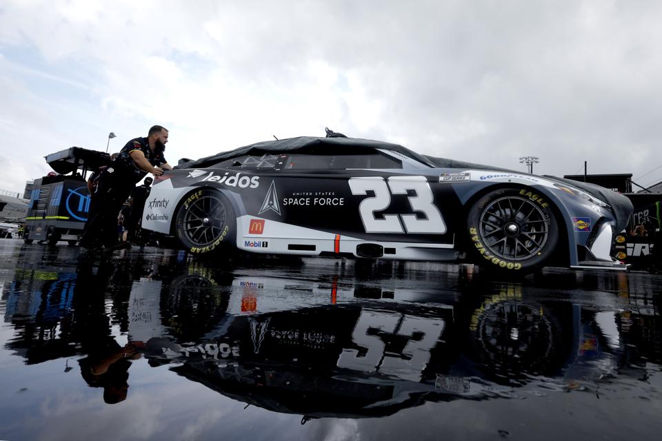 NASCAR Cup Series AutoTrader EchoPark Automotive 400 - Practice