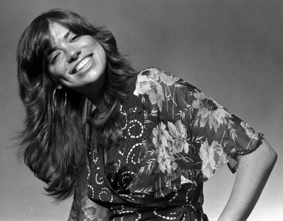 Carly Simon Charts Her First Hit On One List With A Decades-Old Tune