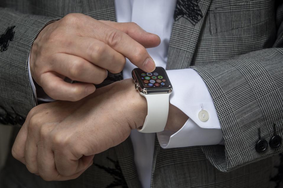 Apple Watch Goes On Sale At Handful Of Boutiques Around The World