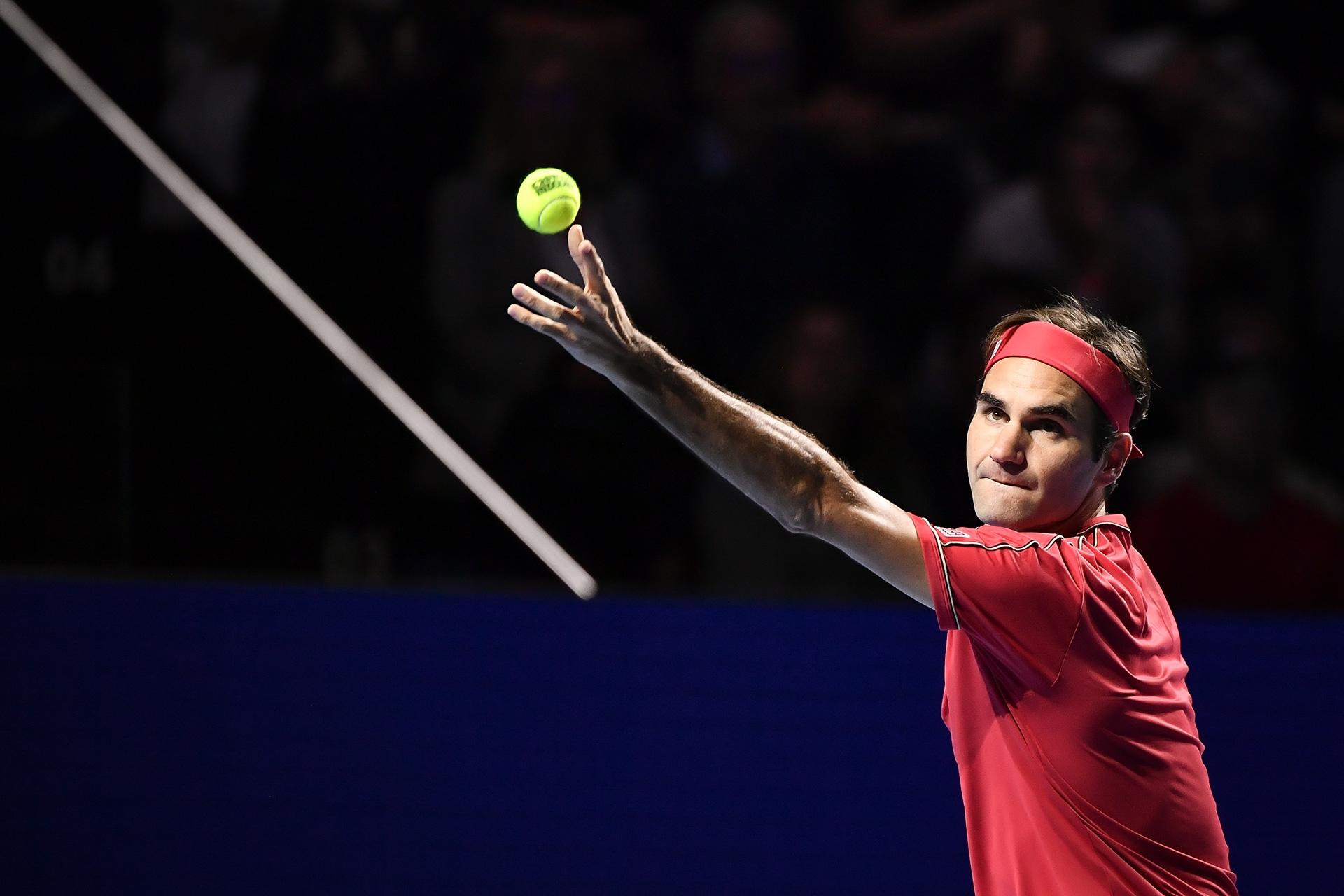 Roger Federer serving in Basel in 2019.