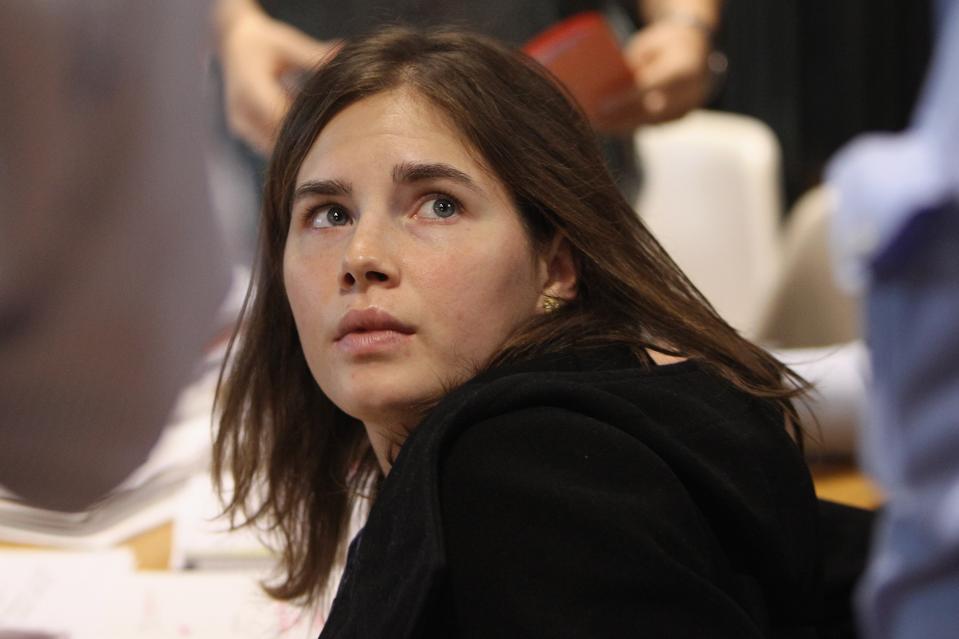 Amanda Knox Awaits Murder Verdict