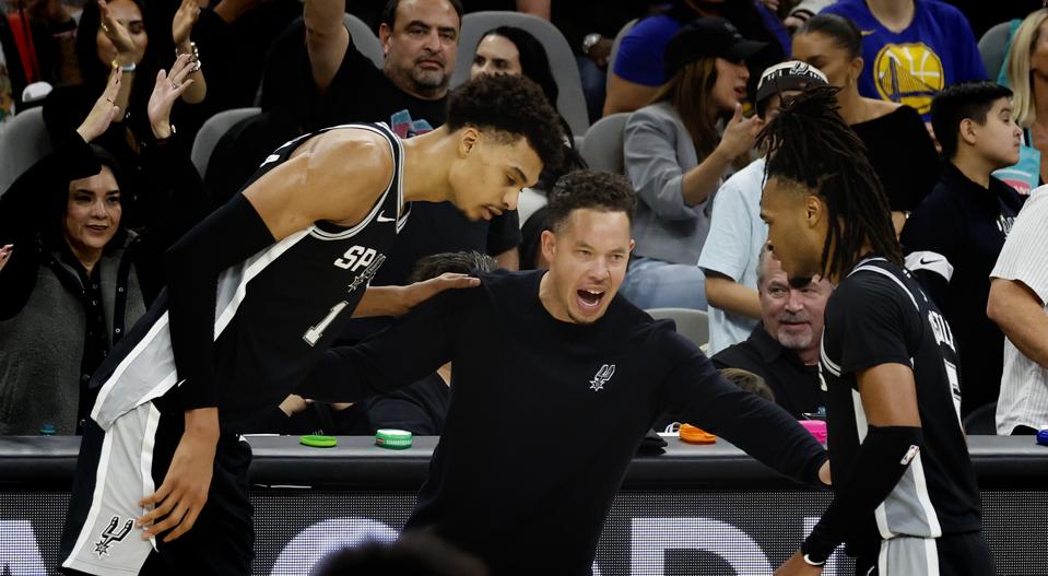Golden State Warriors v San Antonio Spurs