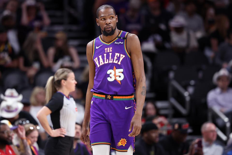 Houston Rockets v Phoenix Suns