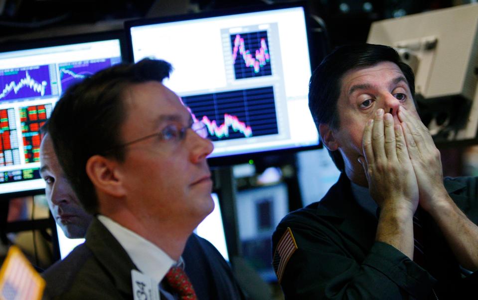 Dow Plunges Despite Fed Buyout Plan for Debt