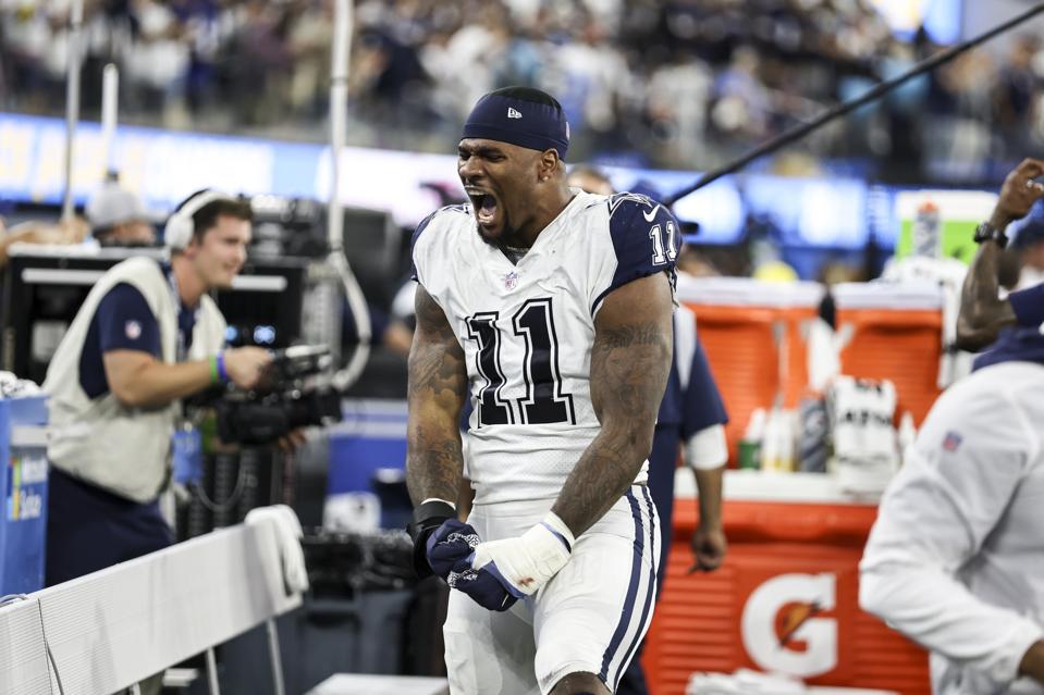 Dallas Cowboys v Los Angeles Chargers