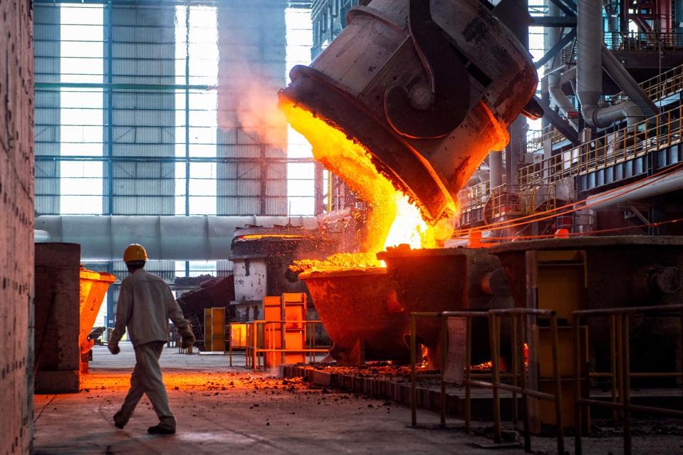 TOPSHOT-CHINA-ECONOMY-STEEL