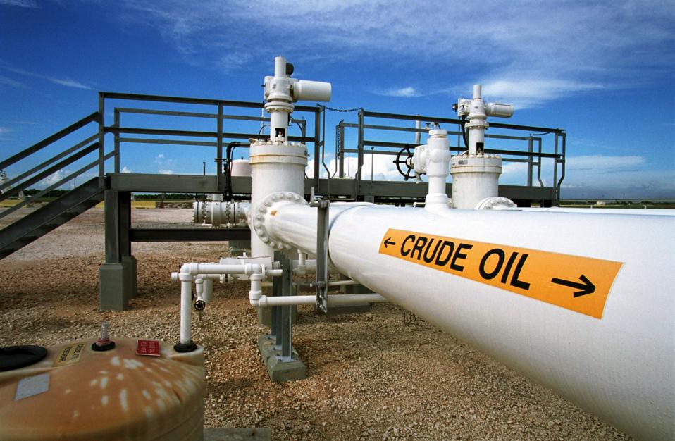 The pipeline carries crude oil at Big Hill near Beaumont, Tekas, USA