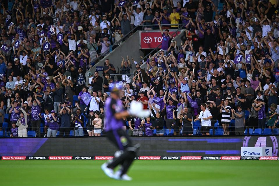 BBL: Final - Hobart Hurricanes in Sidney Thunder