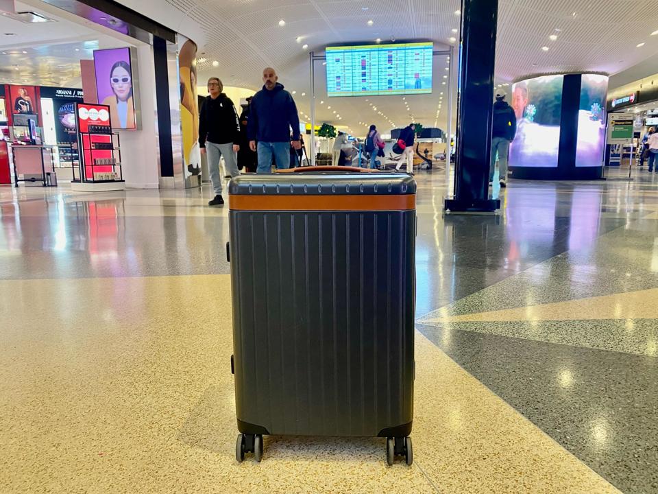 Carl Friederik Carry-On in an airport