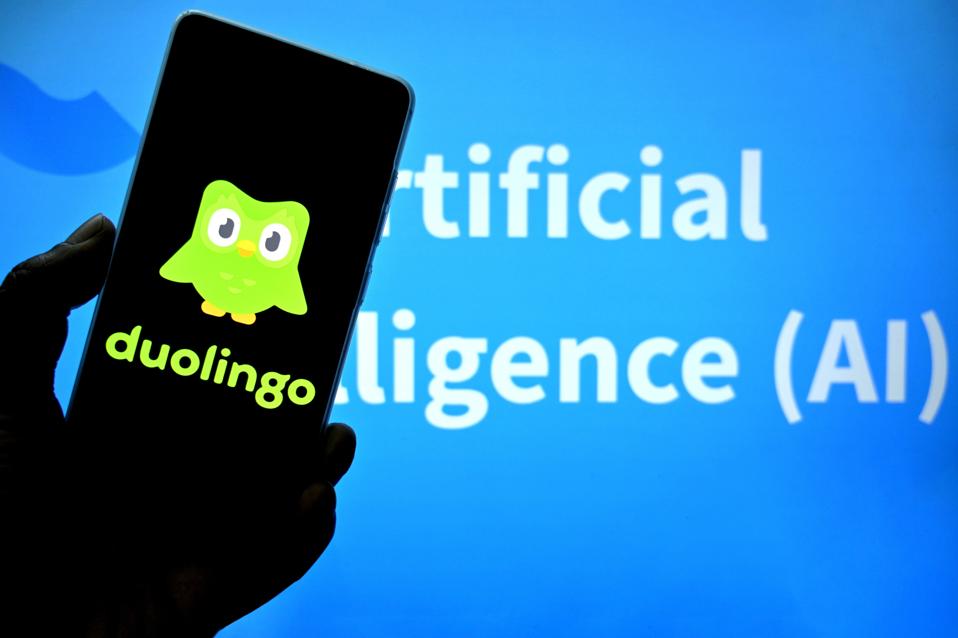 En la ilustración de esta foto puedes ver el logotipo de Duolingo ...