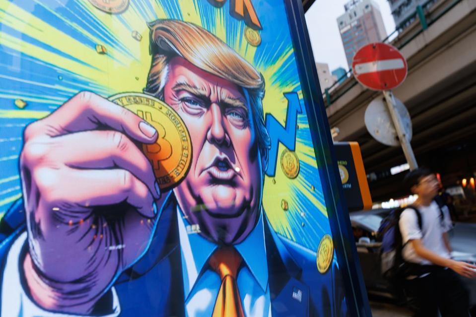 Donald Trump holding a bitcoin symbol on an ad