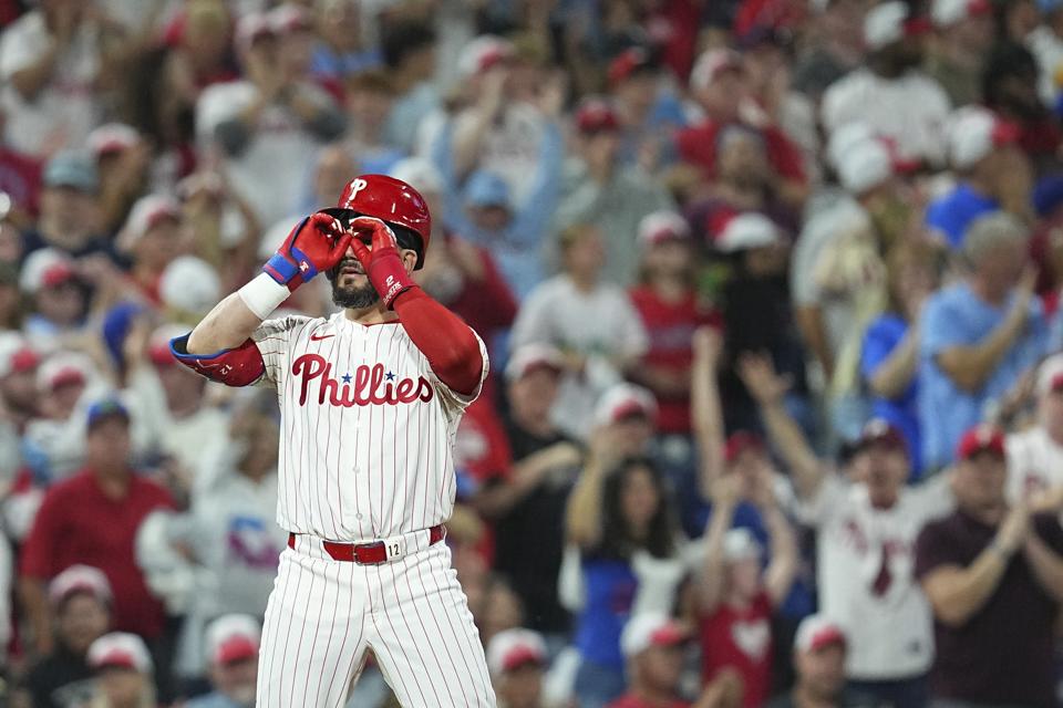 Atlanta Braves v Philadelphia Phillies