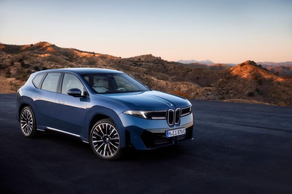 BMW's cleanest SUV ever, the all-new Neue Klasse 2026 iX3 BEV boasts a 500-mile range.