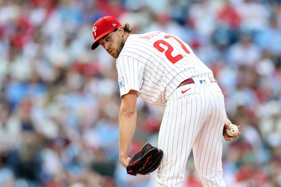 Arizona Diamondbacks v Philadelphia Phillies