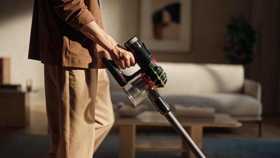 Dyson V8 Cyclone.