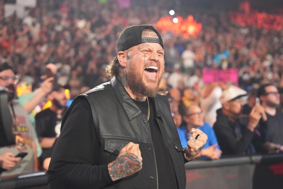 WWE - Saturday Night's Main Event