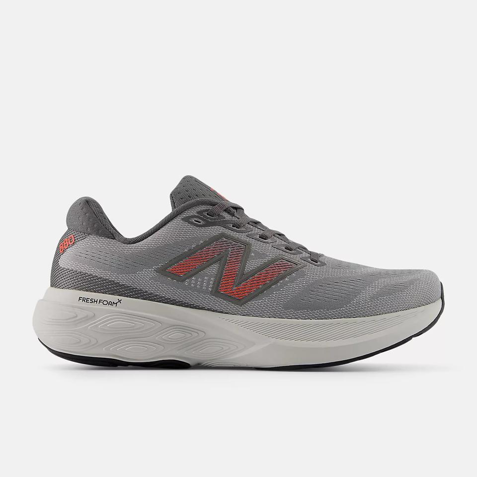 Best Walking Shoes For Men 2025 Forbes Vetted