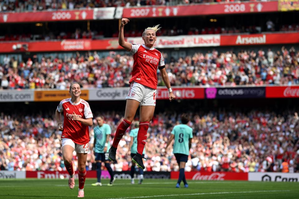 Arsenal in London City Lioneses - Barclays Women's Super League