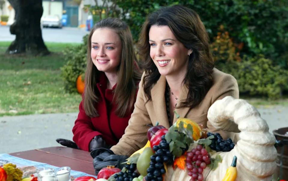 gilmore girls cozy fall tv shows