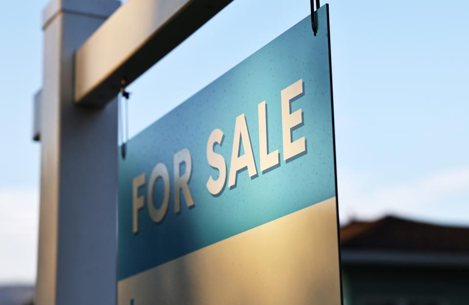 Sales Of Existing Homes In The U.S. Rose Slightly In July