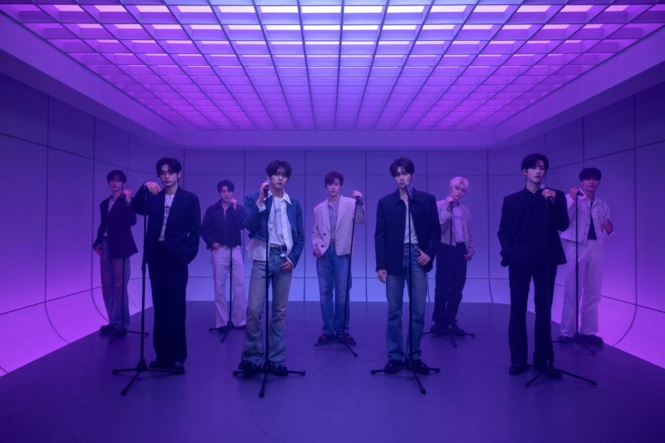 Vevo and ZEROBASEONE ‘Live from Vevo Studios’ Performance of “Lovesick Game” 