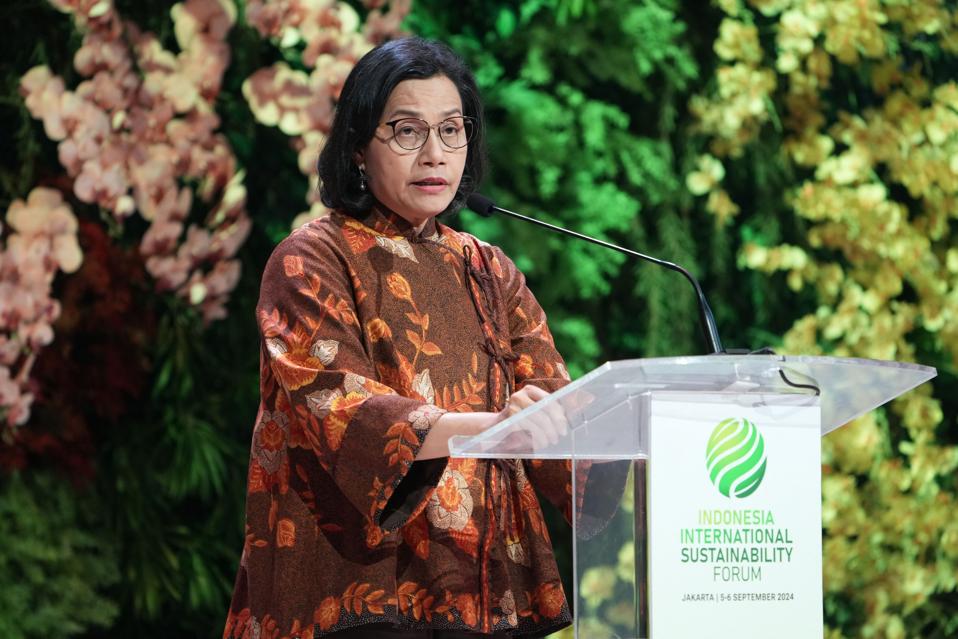 Key Speakers at International Sustainability Forum