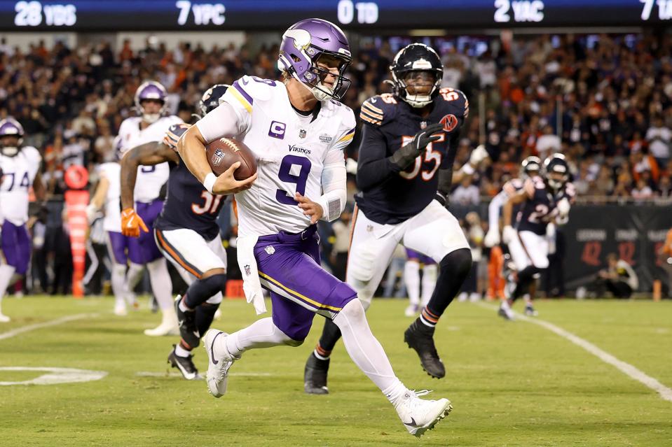 Minnesota Vikingi in Bears in Chicago - NFL 2025