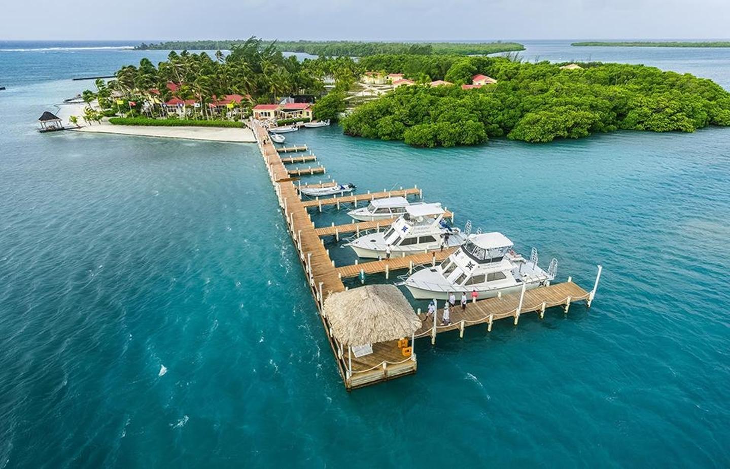 Forbes_BelizeanResort_TurneffeDock_CreditTurneffeIslandResort