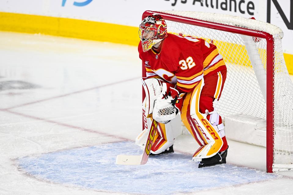 Dustin Wolf Calgari Flames