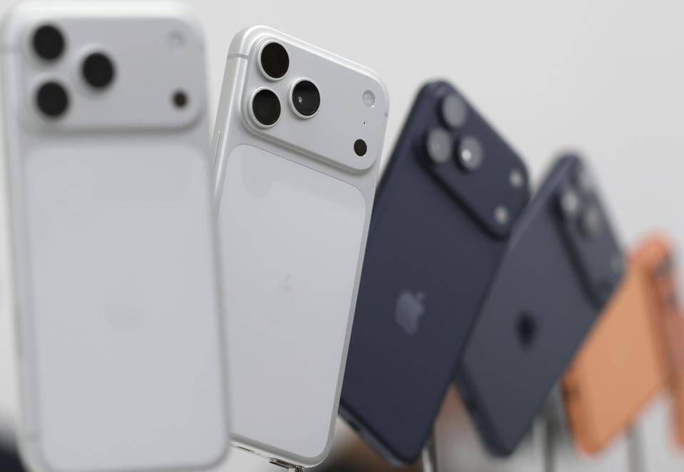 Apple Unveils New Products At Its HQ In Cupertino