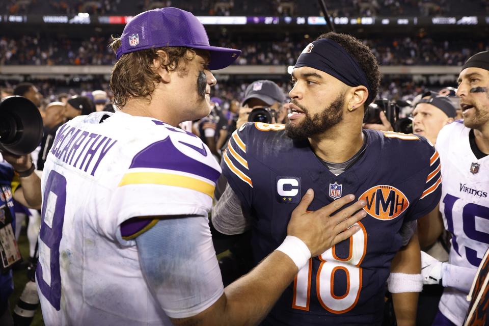 Minnesota Vikings v Chicago Bears - NFL 2025