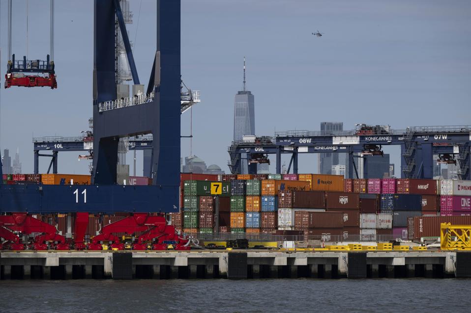 The De Minimis Exemption: What Small Business Owners Should Know