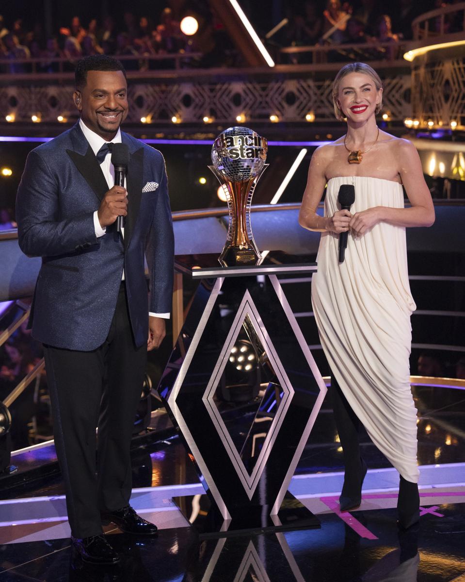ALFONSO RIBEIRO, JULIANNE HOUGH